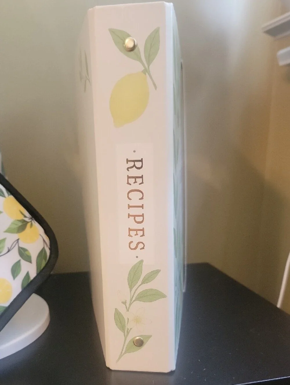 N/A refreshing lemon